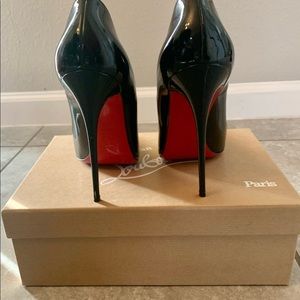 Christian Louboutin So Kate 120mm